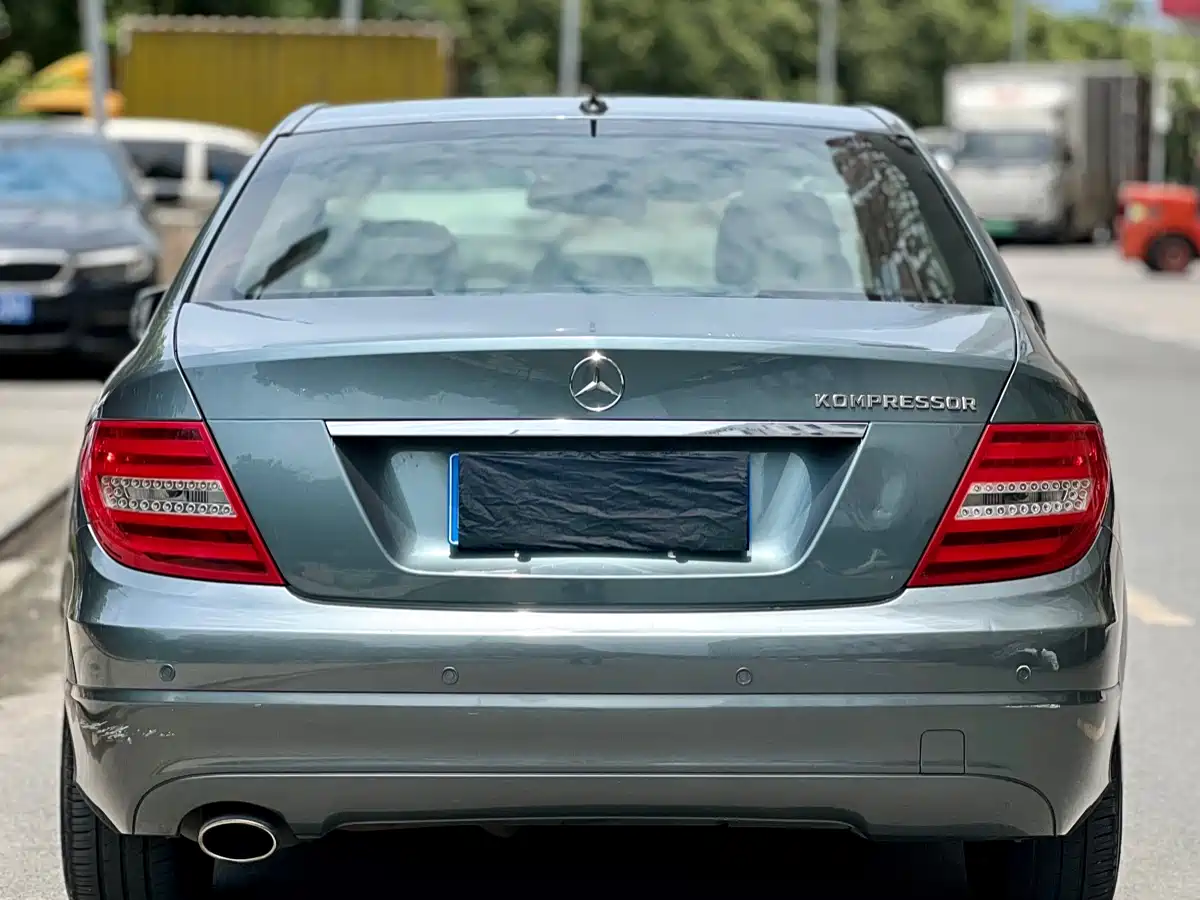 Mercedes-Benz C-Class 2011 C 180K Classic фото 5