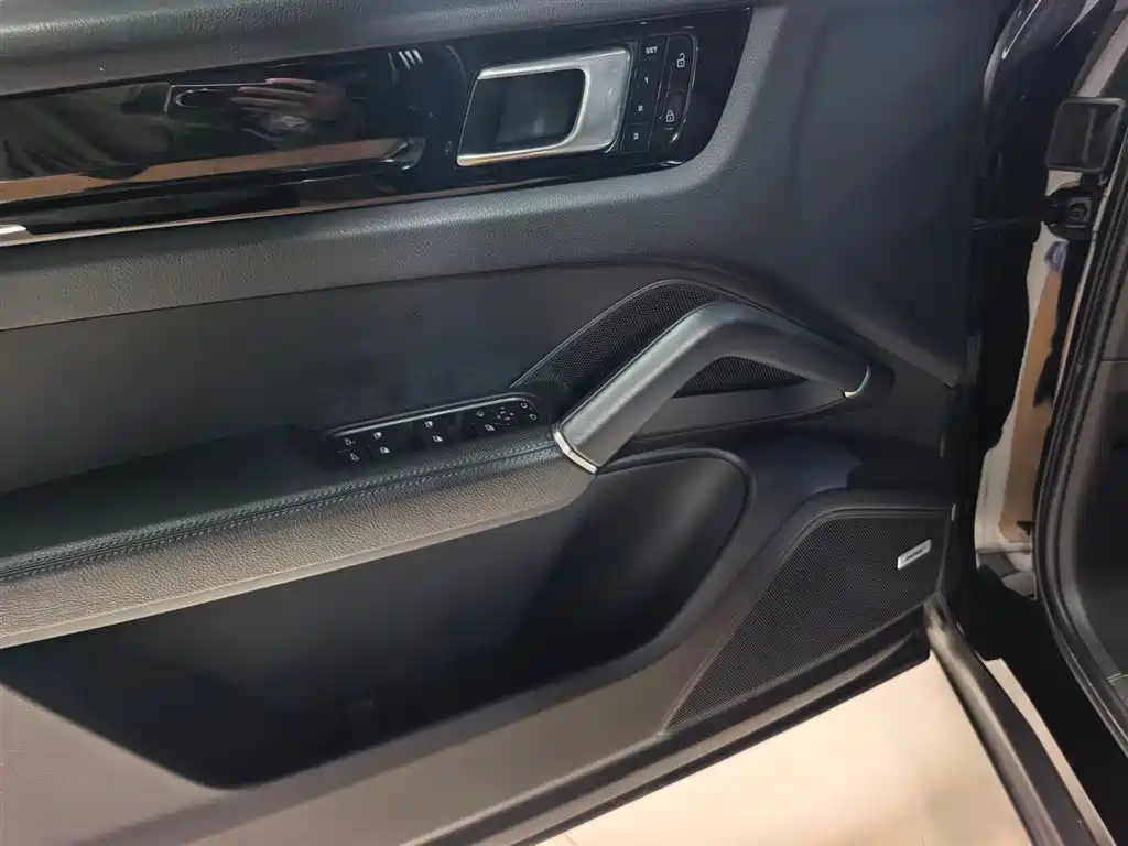 Porsche Cayenne 2019 Cayenne 3.0T фото 6