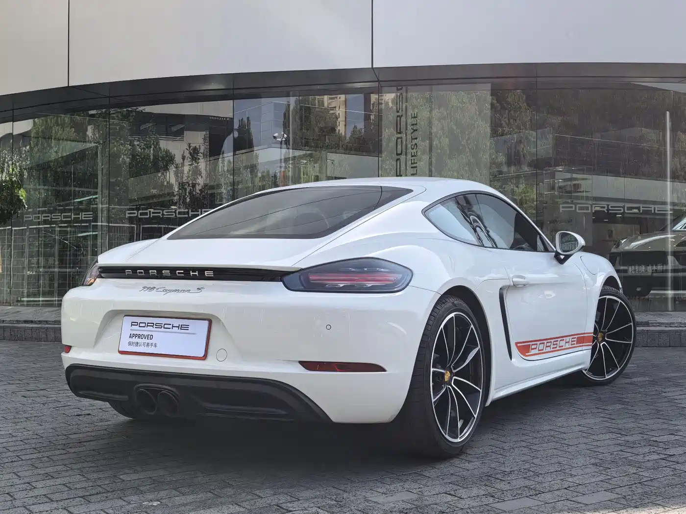 Porsche 718 2018 Cayman 2.0T фото 20