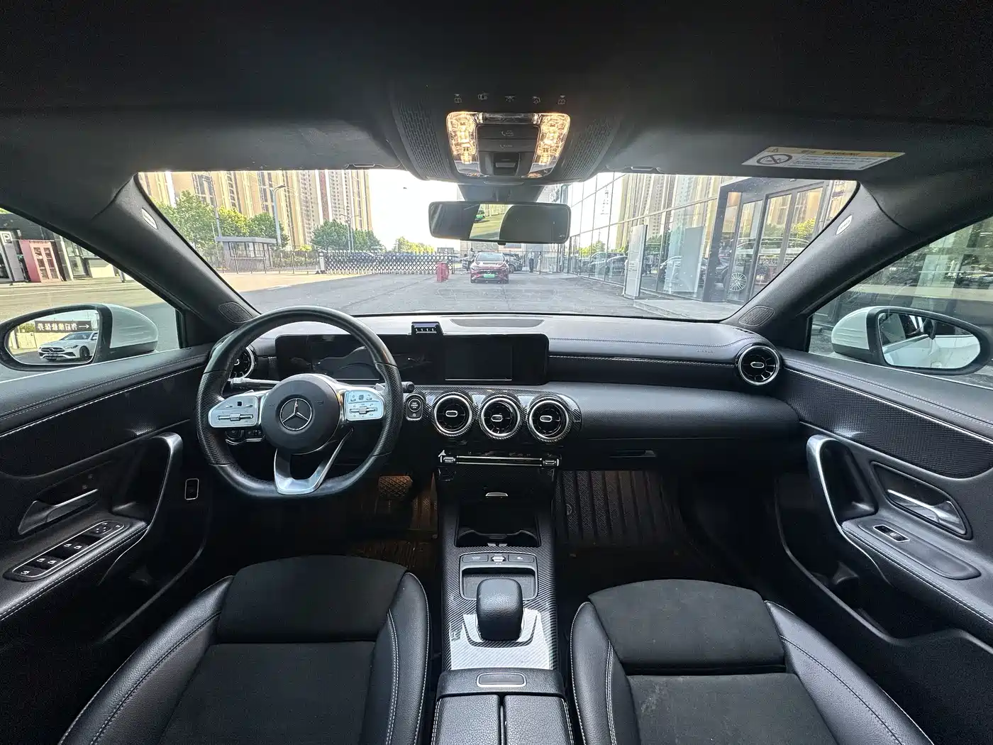 Mercedes-Benz A-Class 2019 A 180 L Sport Sedan фото 11