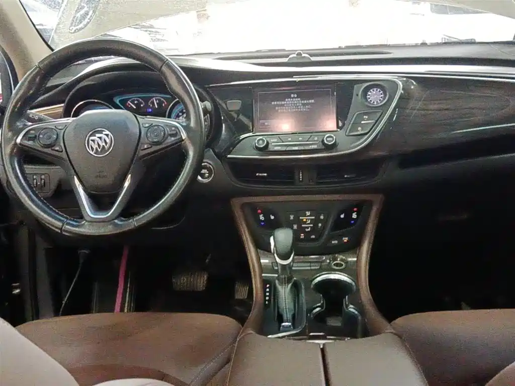Buick Envision Plus 2017 20T FWD Elite фото 10