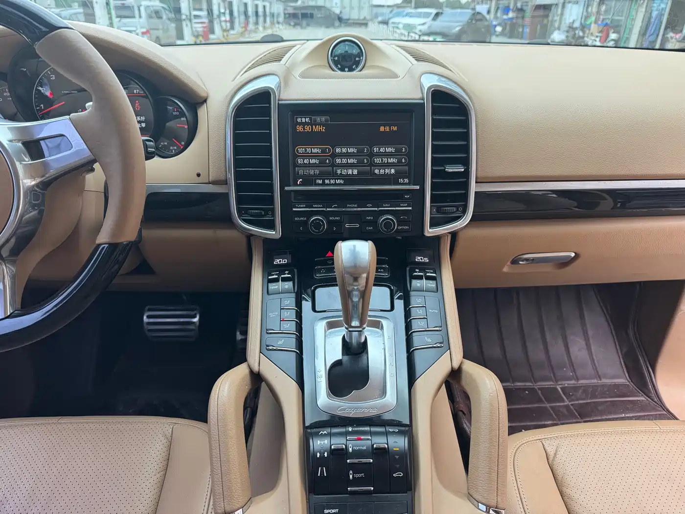 Porsche Cayenne 2011 Cayenne 3.0T фото 11