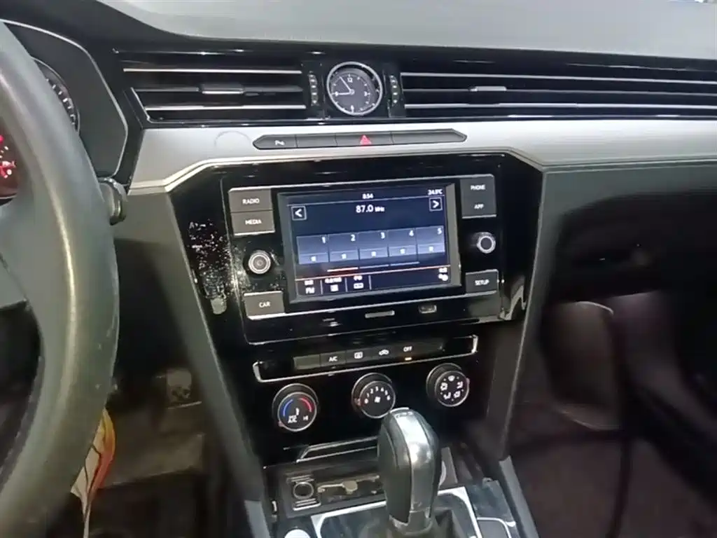 Volkswagen Magotan 2019 330TSI DSG Leading China V фото 13