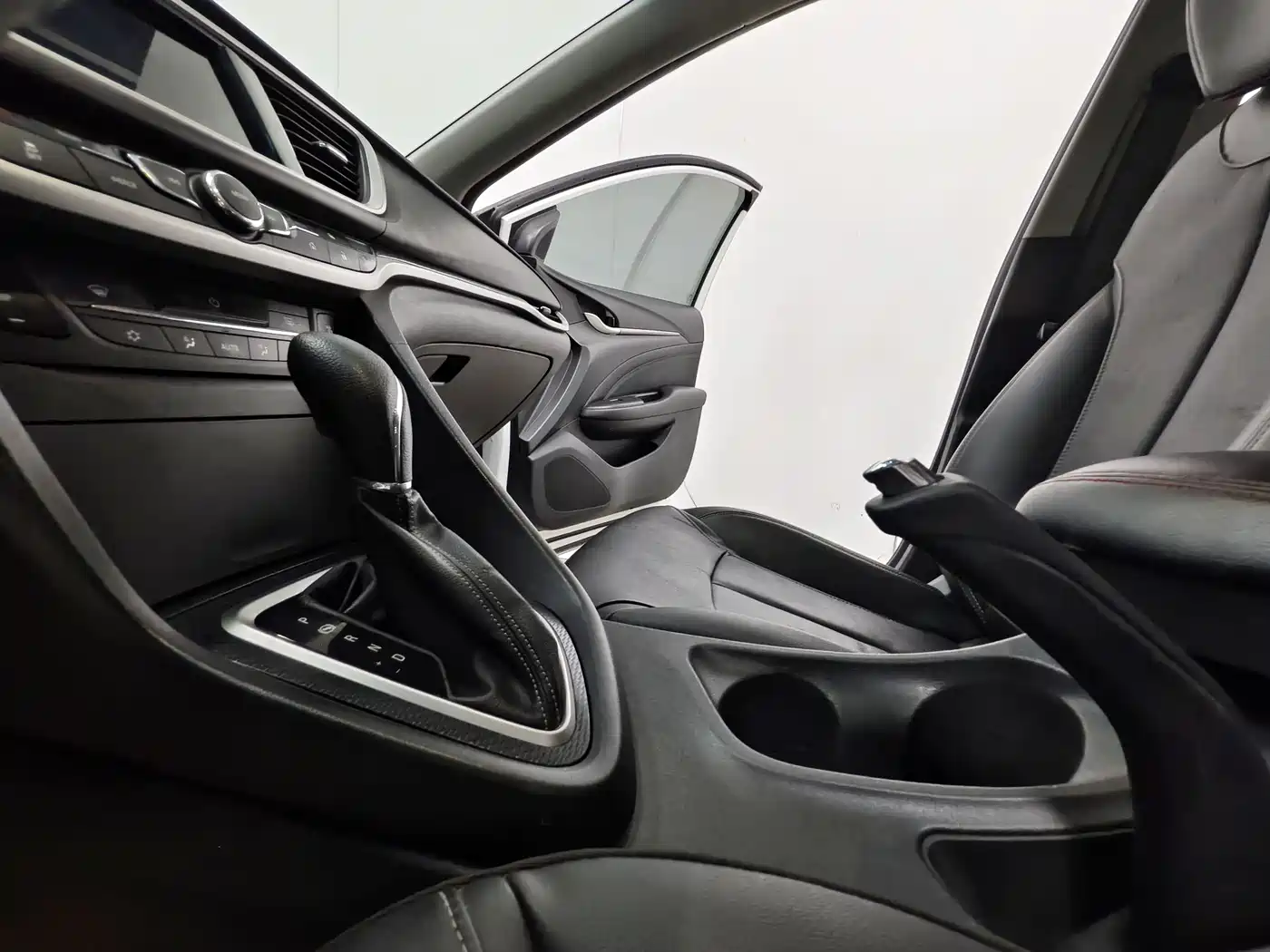 Buick Excelle 2019 18T Auto Connected Elite China VI фото 12