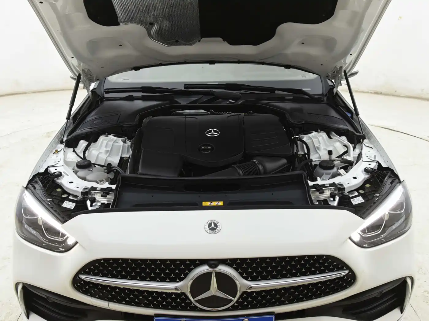 Mercedes-Benz C-Class 2025 C 260 L Sport Edition фото 8