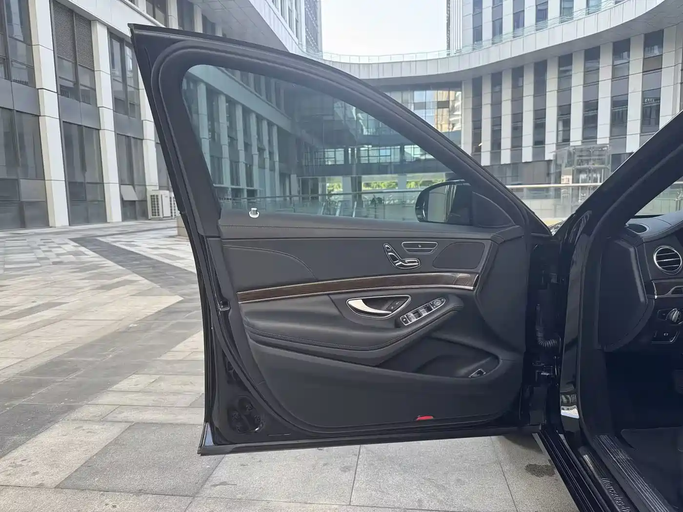 Mercedes-Benz S-Class 2014 S 320 L Business фото 24