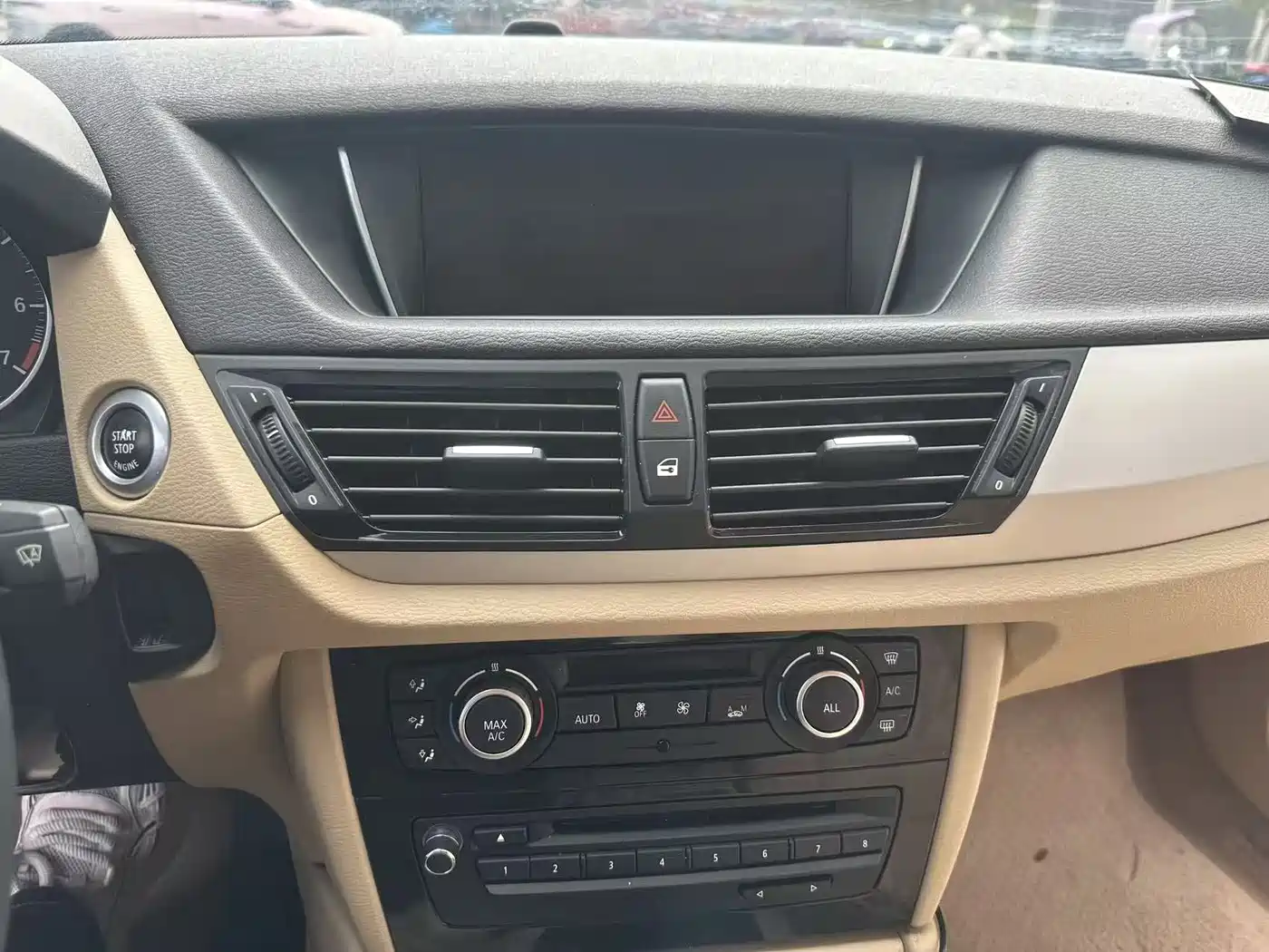 BMW X1 (Import) 2012 sDrive18i Luxury фото 12