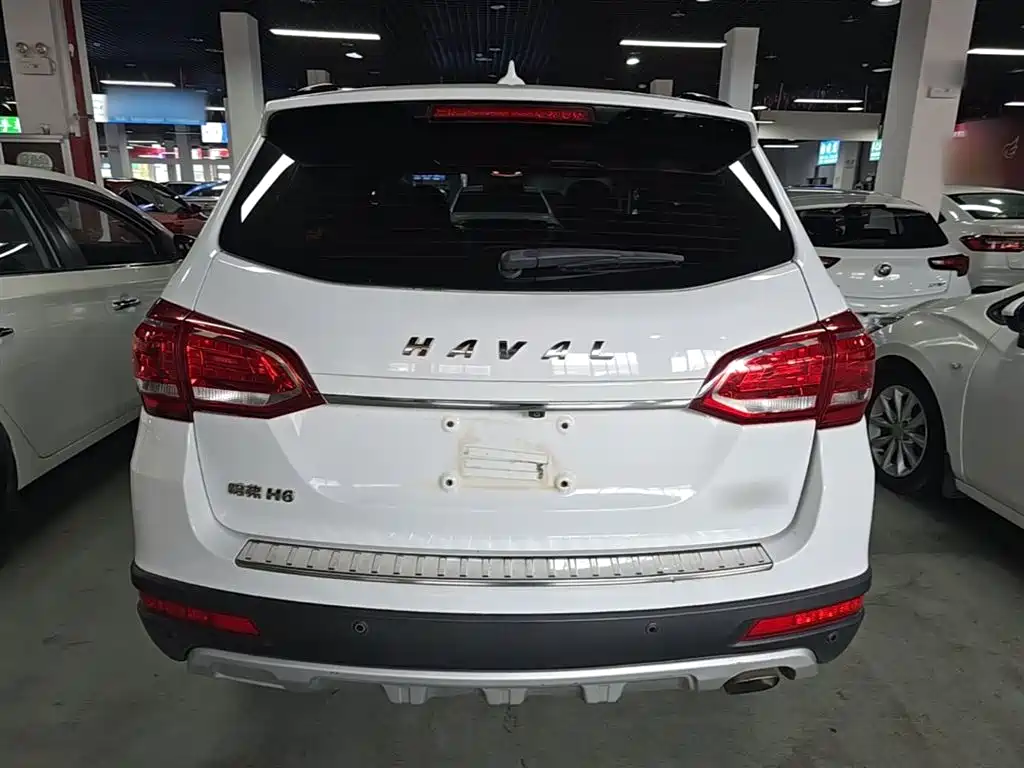Haval H6 2015 Sport 1.5T Automatic 2WD Luxury фото 6