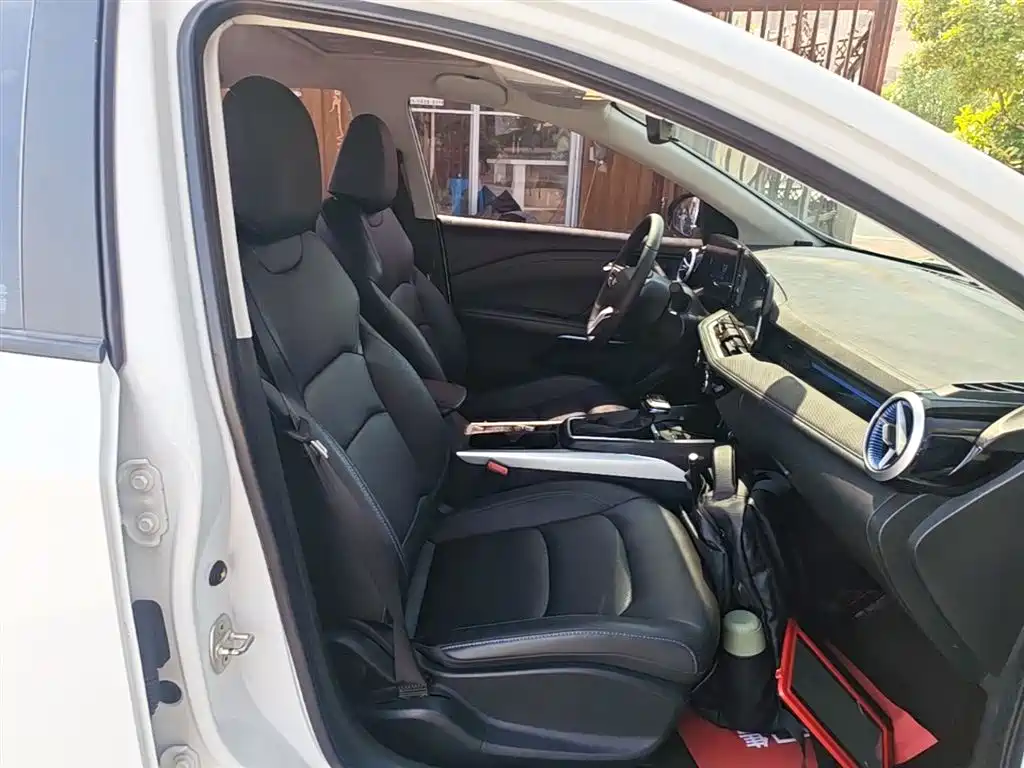 Chevrolet Monza 2023 1.3T Mild Hybrid Automatic Premium Edition фото 25