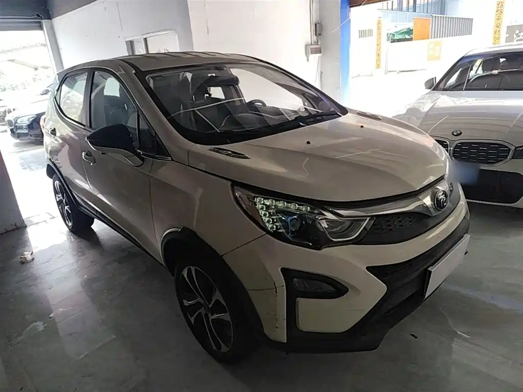 BYD Yuan 2016 1.5L Automatic Luxury фото 4