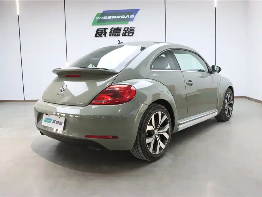 Volkswagen Beetle 2014 1.2TSI Fashion Edition фото 5