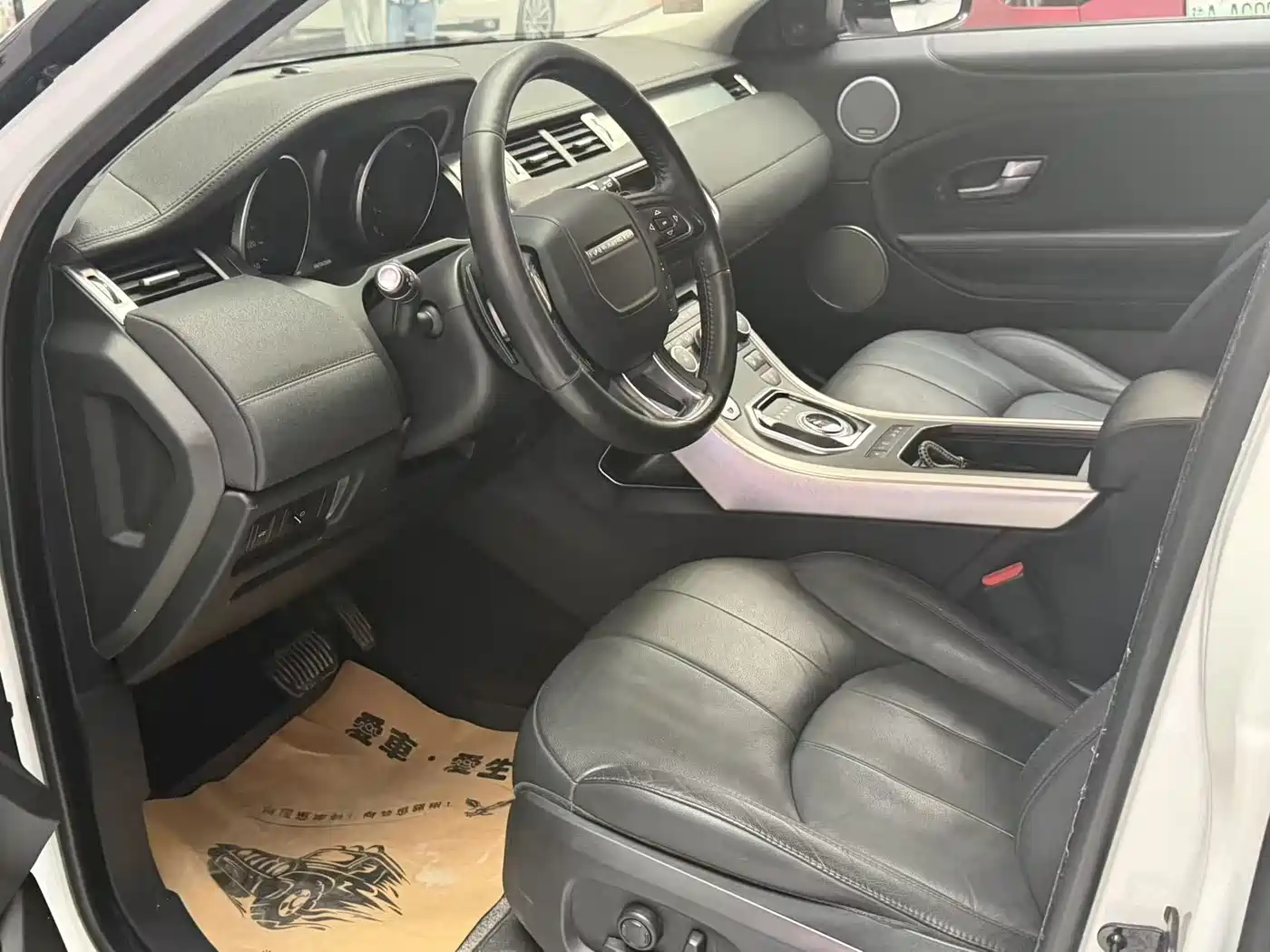 Land Rover Range Rover Evoque 2018 240PS SE Smart Edition фото 9
