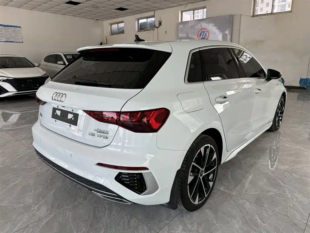Audi A3 2023 Sportback 35 TFSI Fashion Sport фото 4