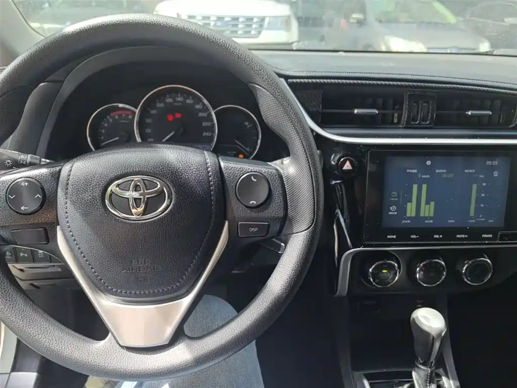 Toyota Levin 2017 Facelift 185T CVT Elite (China V) фото 10