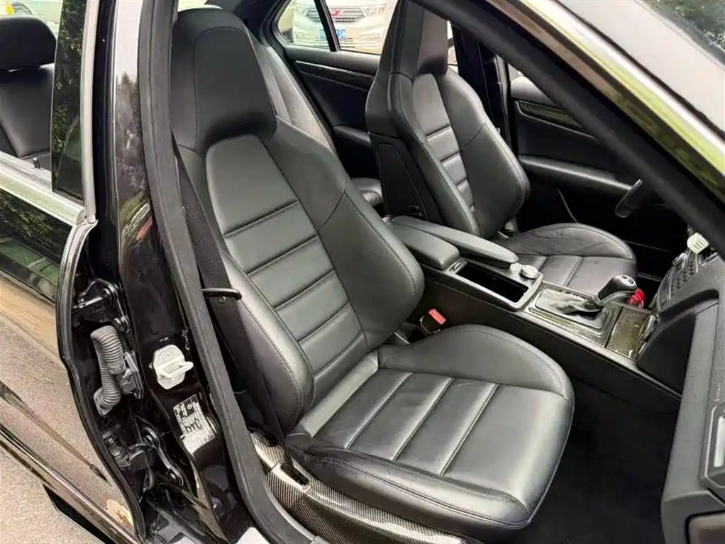 Mercedes-Benz C-Class AMG 2009 AMG C 63 Dynamic фото 8