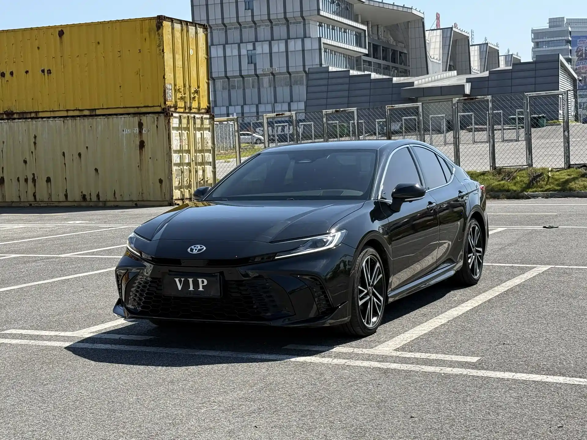 Photo 1 - Toyota Camry