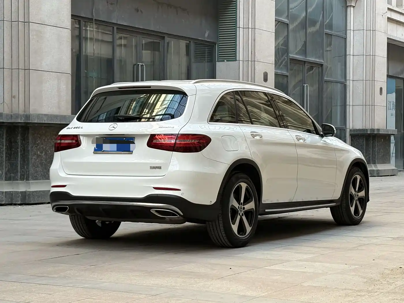 Mercedes-Benz GLC 2019 GLC 260 4MATIC Dynamic фото 16