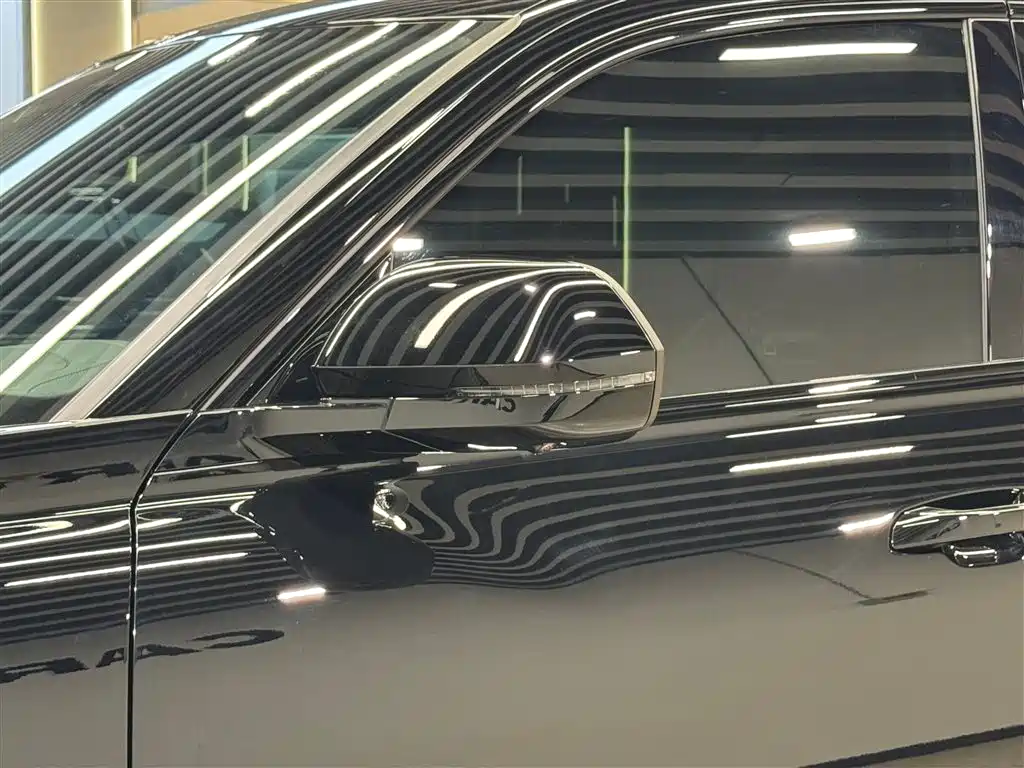 Audi Q6 2024 45 TFSI quattro Black Warrior Edition 6-seater фото 12