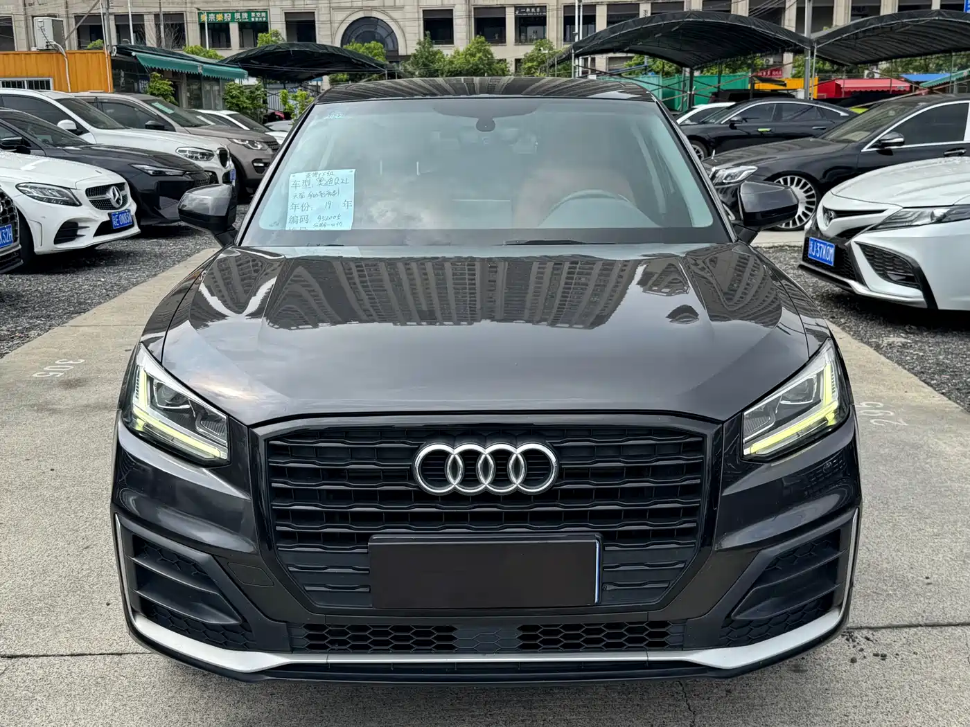 Audi Q2L 2018 35 TFSI Launch Exclusive Edition China VI фото 2