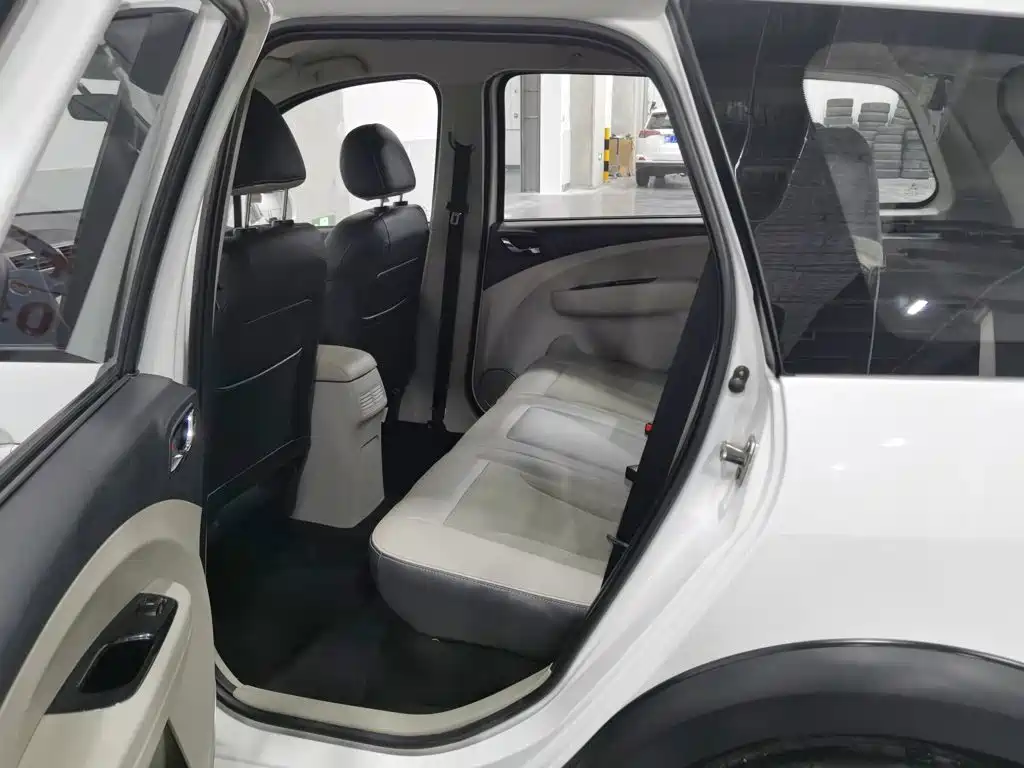 Dongfeng Fengxing Joyear X3 2016 2016 1.5L Comfort
