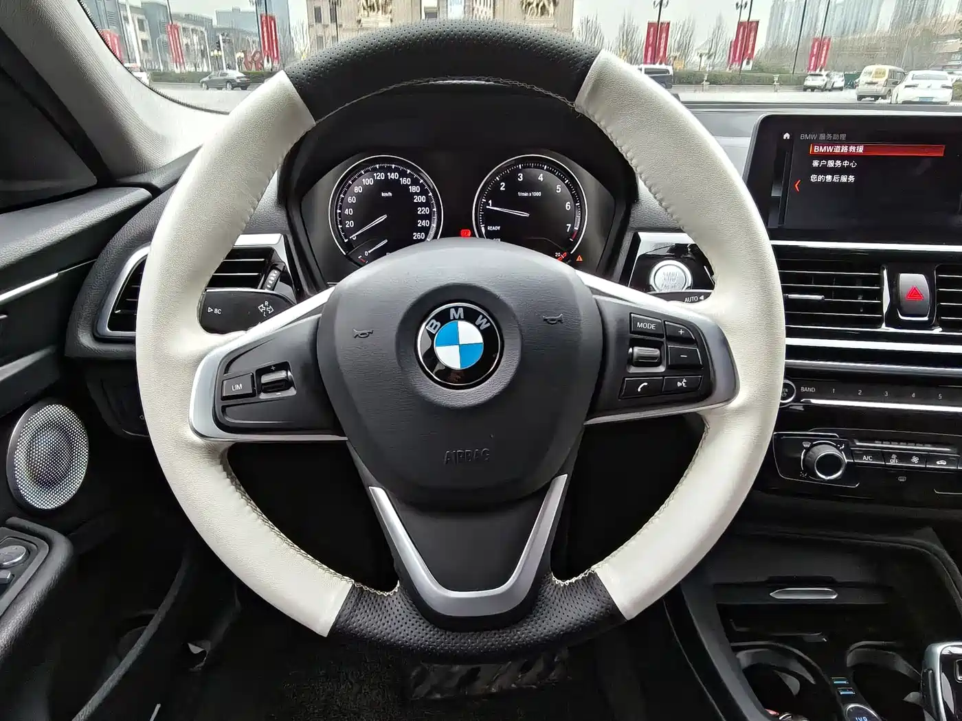 BMW 1 Series 2021 120i M Sport фото 16