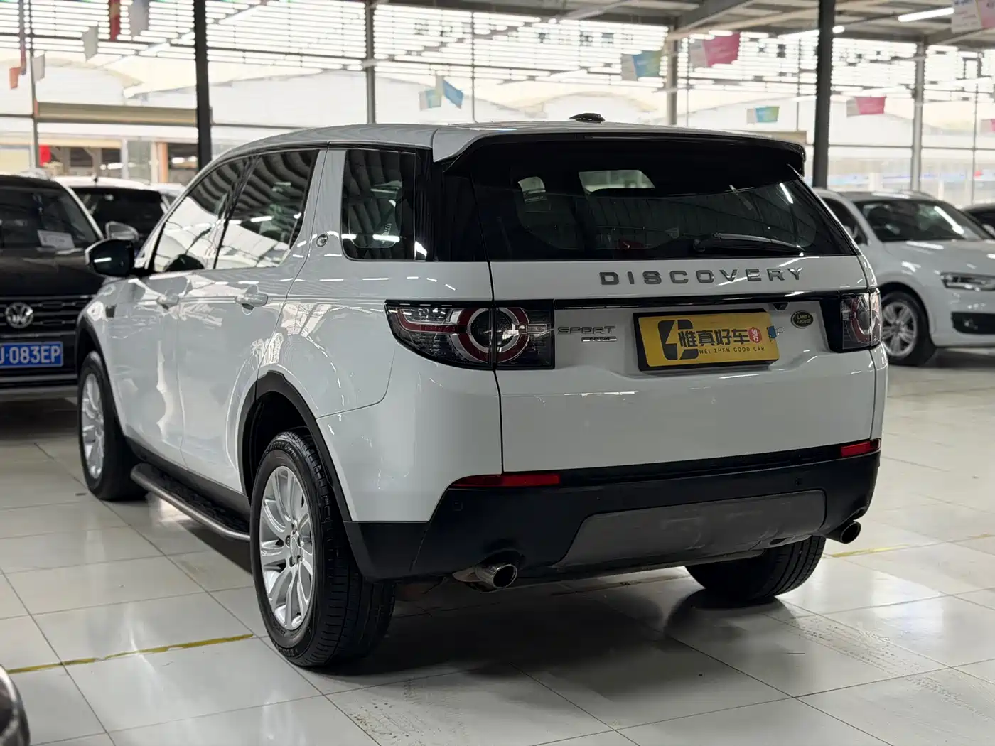Land Rover Discovery Sport 2016 2.0T SE фото 15