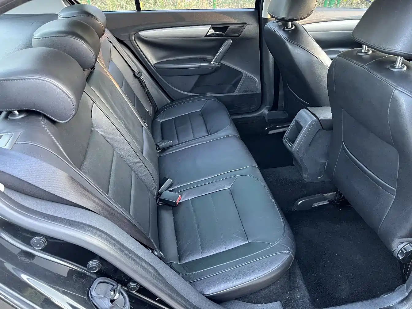 Volkswagen Lavida 2013 1.6L Automatic Luxury Edition фото 11