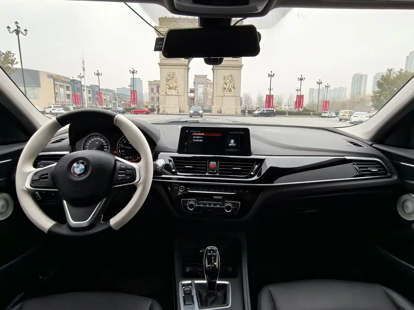 BMW 1 Series 2021 120i M Sport фото 15