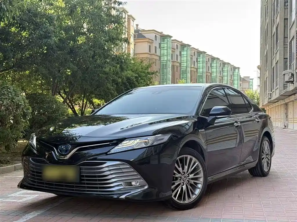 Toyota Camry 2019 Hybrid 2.5HG Luxury Edition China V фото 2