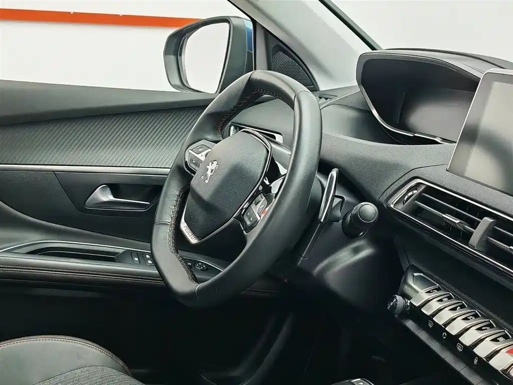 Peugeot 5008 2017 380THP 7-seat Elite Edition фото 22