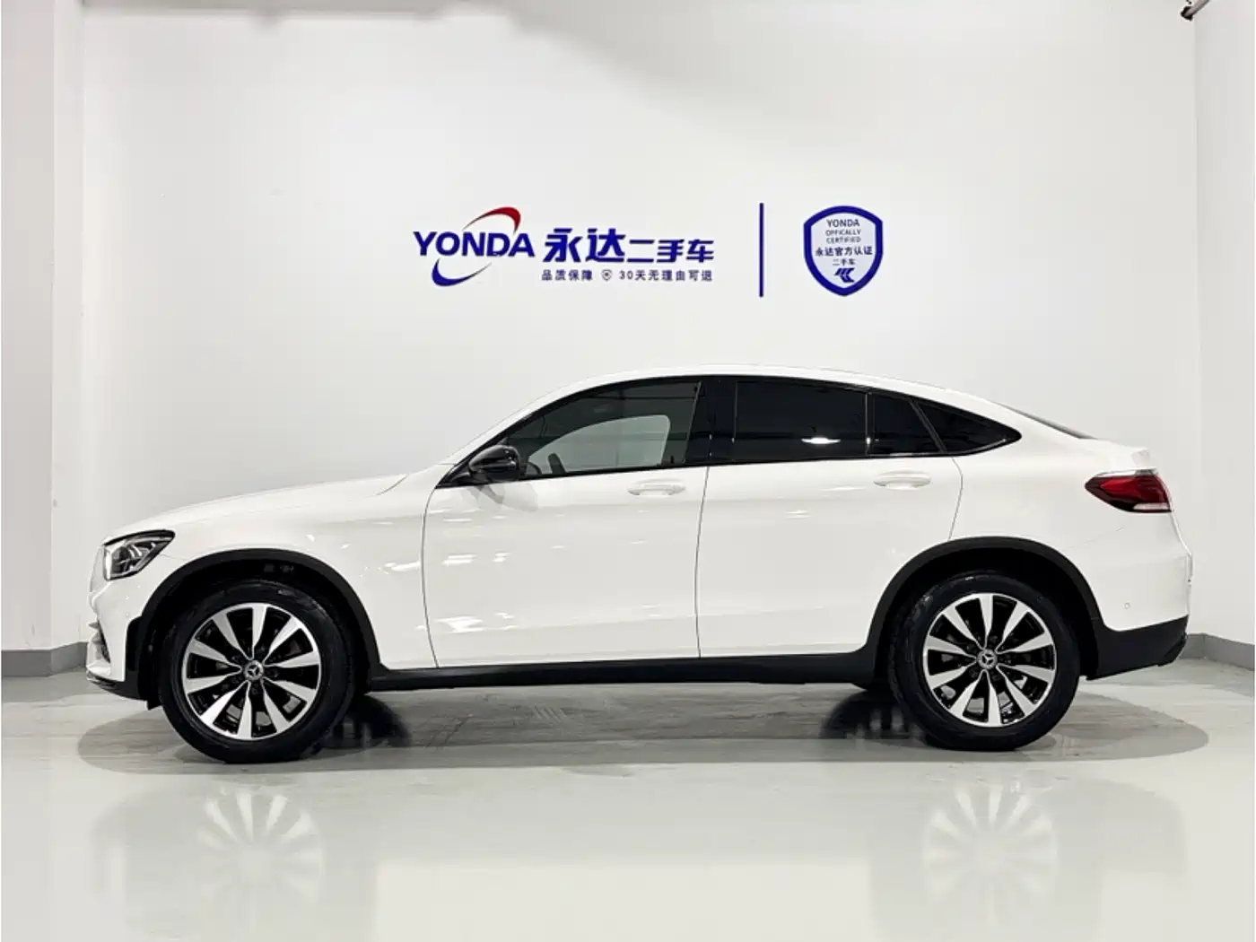 Mercedes-Benz GLC Coupe 2021 GLC 260 4MATIC Coupe SUV фото 2