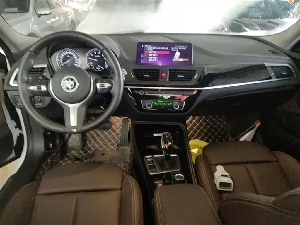 BMW 1 Series 2020 Model 120i M Sport Package фото 6