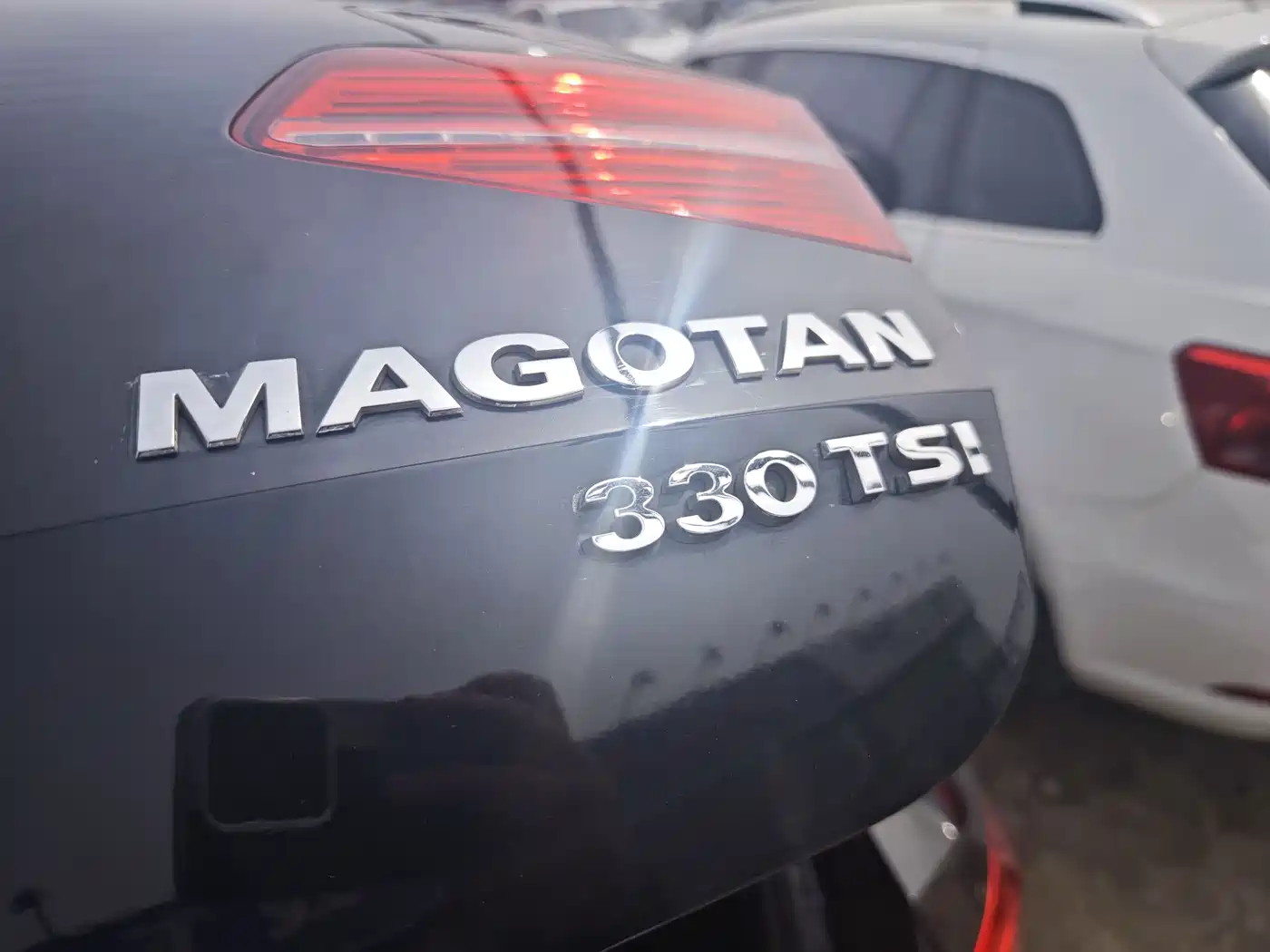 Volkswagen Magotan 2019 330TSI DSG Leading China VI фото 32