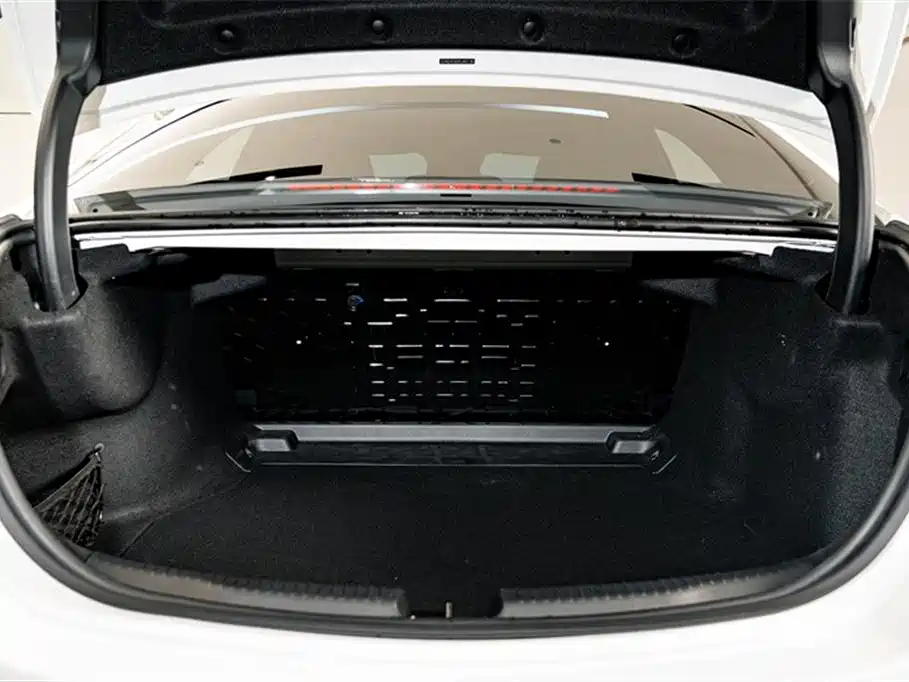 Mercedes-Benz C-Class 2024 Facelift III C 260 L Sport фото 23