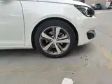 Фото 24 - Peugeot 308S
