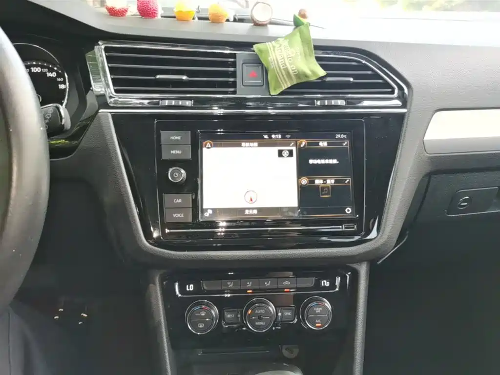 Volkswagen Tiguan L 2019 330TSI Automatic 2WD Panorama Comfort Edition China VI фото 13