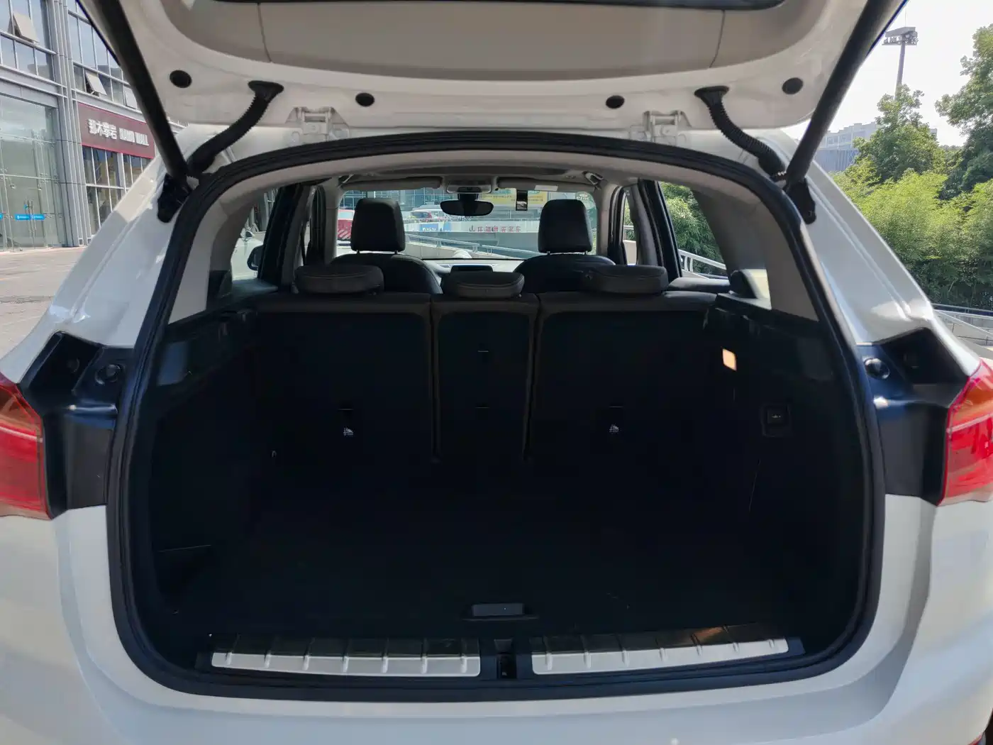 BMW X1 New Energy 2018 xDrive25Le Luxury Model фото 13