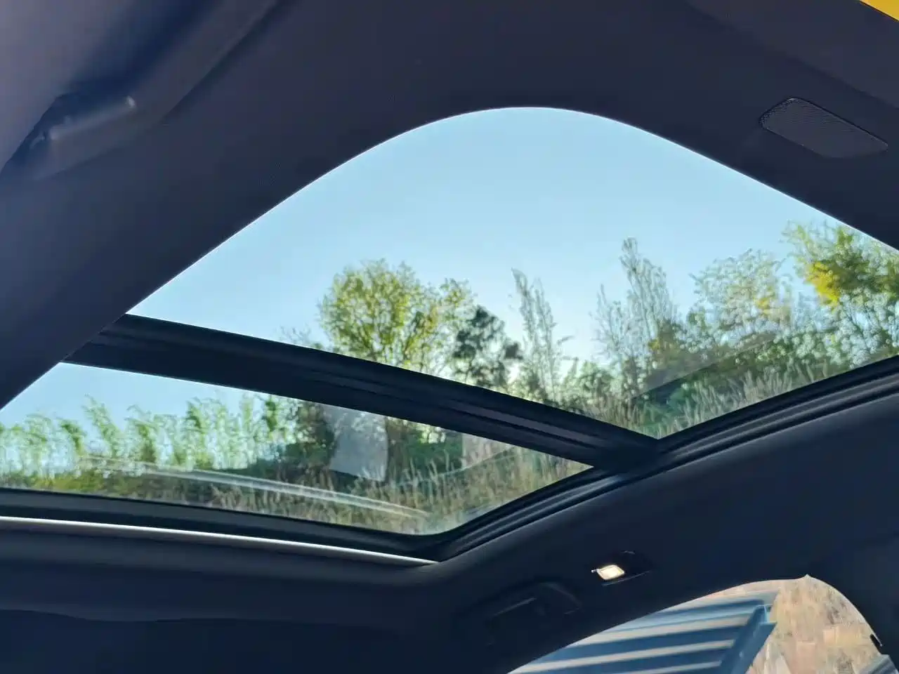 VOLVO S90 PLUG-IN HYBRID