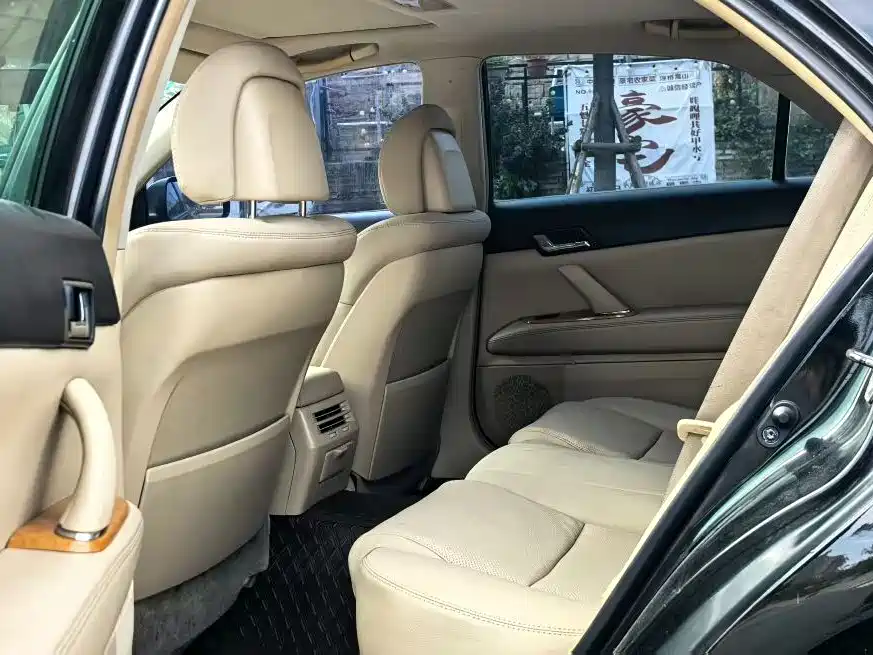 Toyota Reiz 2007 2.5S Leather Sunroof Edition фото 5