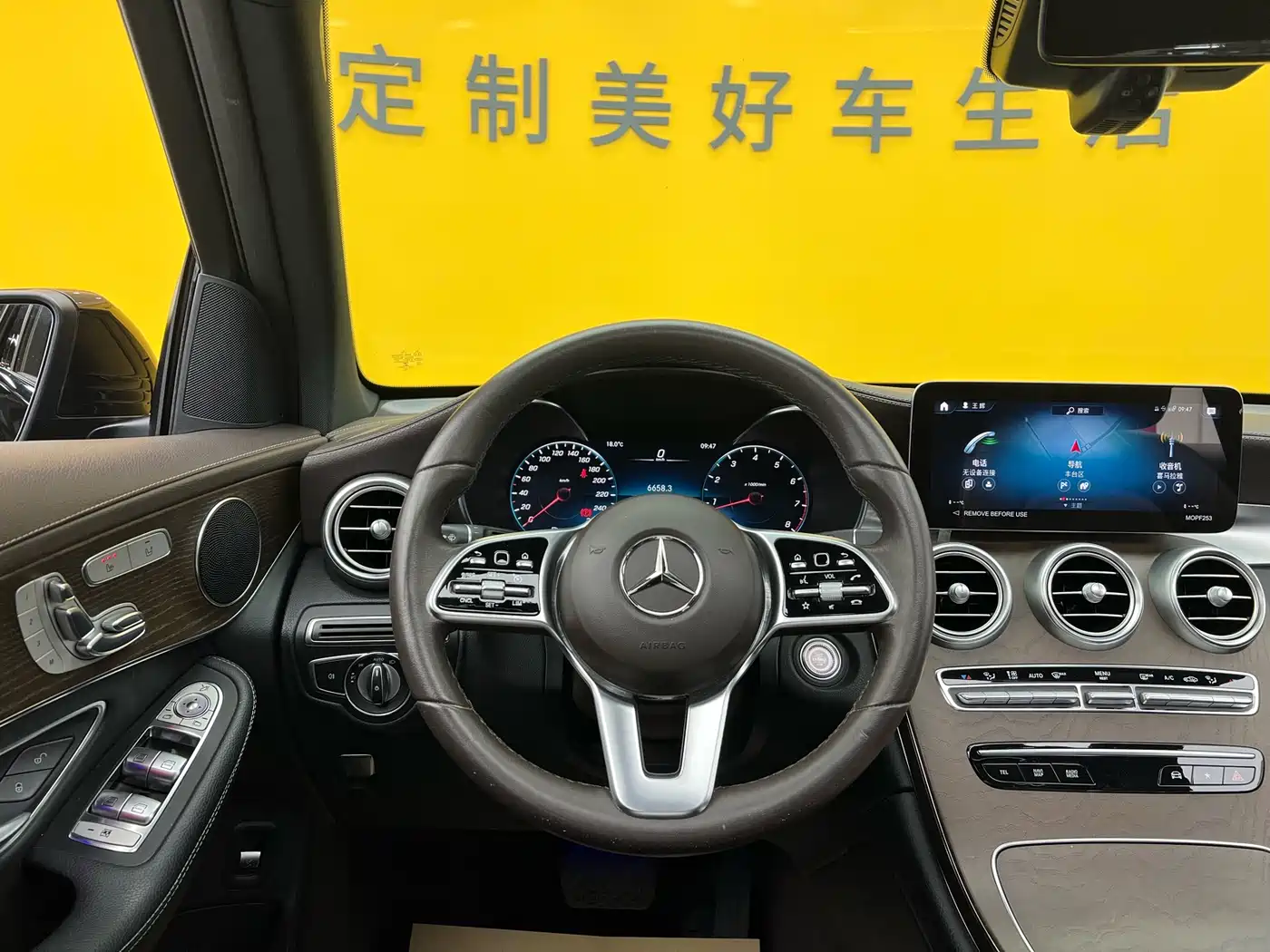 Mercedes-Benz GLC 2022 GLC 300 L 4MATIC Dynamic Collector's Edition фото 10