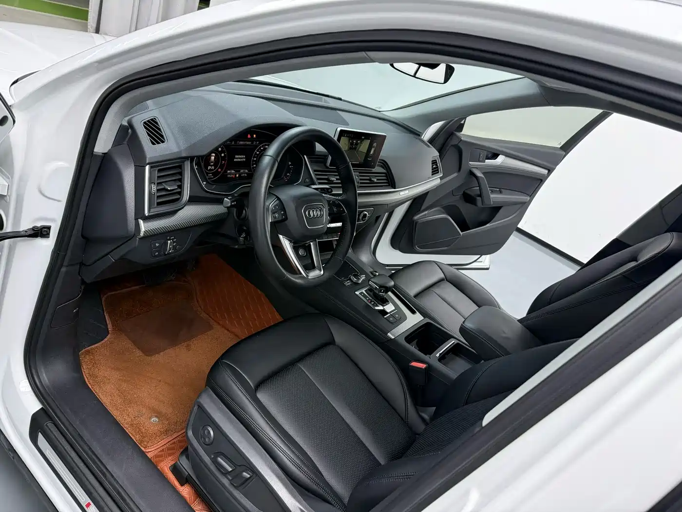 Audi Q5L 2020 45 TFSI Exclusive Fashion фото 8