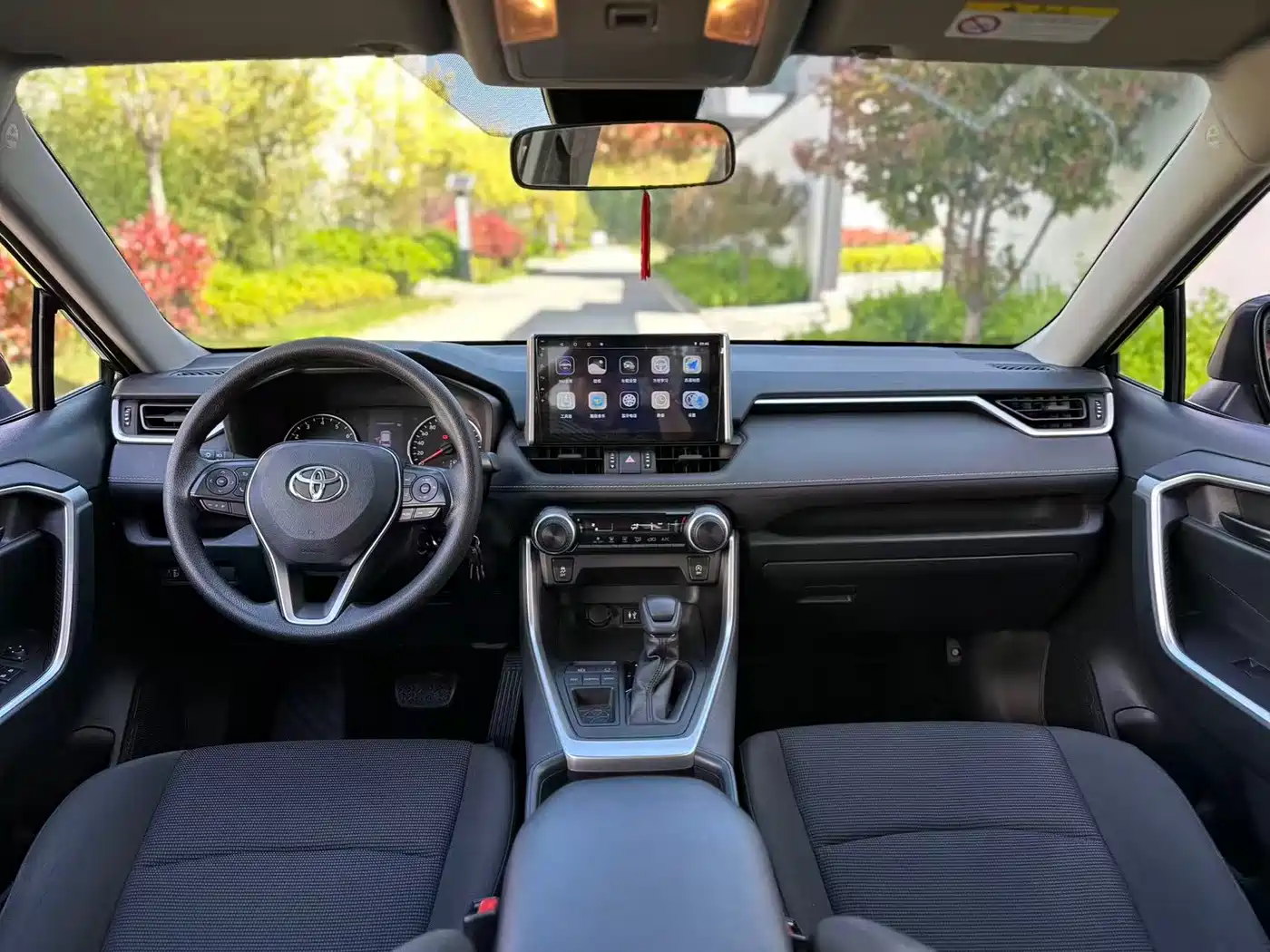 Toyota RAV4 Rongfang 2021 2.0L CVT 2WD Urban фото 7