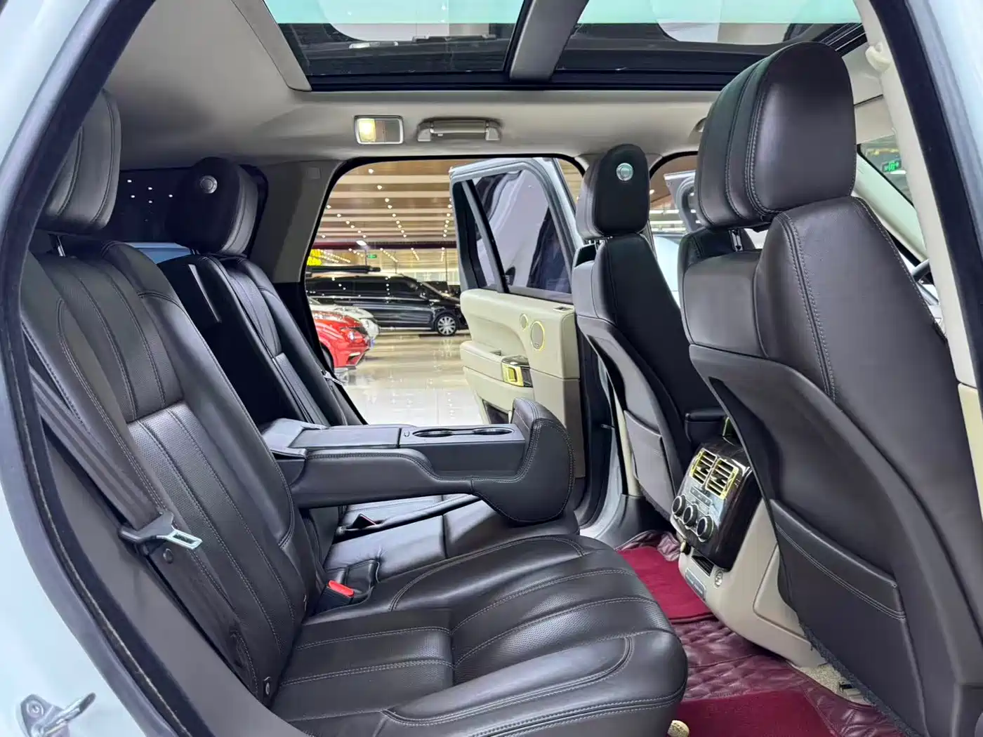 Land Rover Range Rover 2014 3.0 SC V6 Vogue фото 10