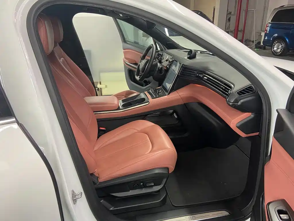 Фото 5 - NIO EC6