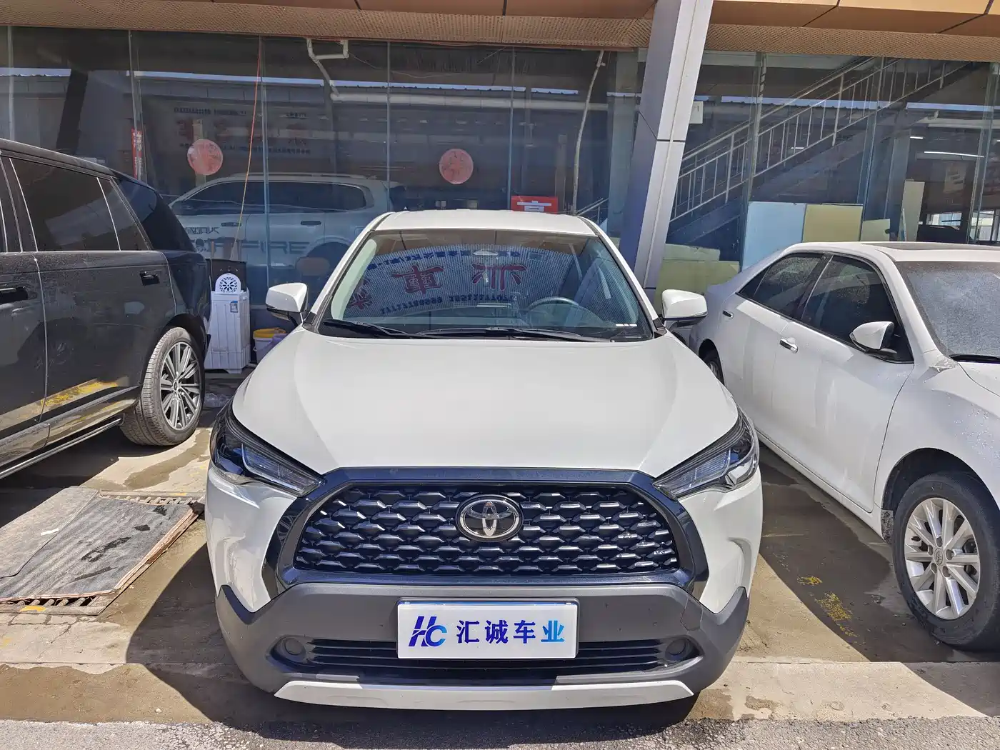 Toyota Corolla Cross 2023 2.0L Pioneer Edition фото 2