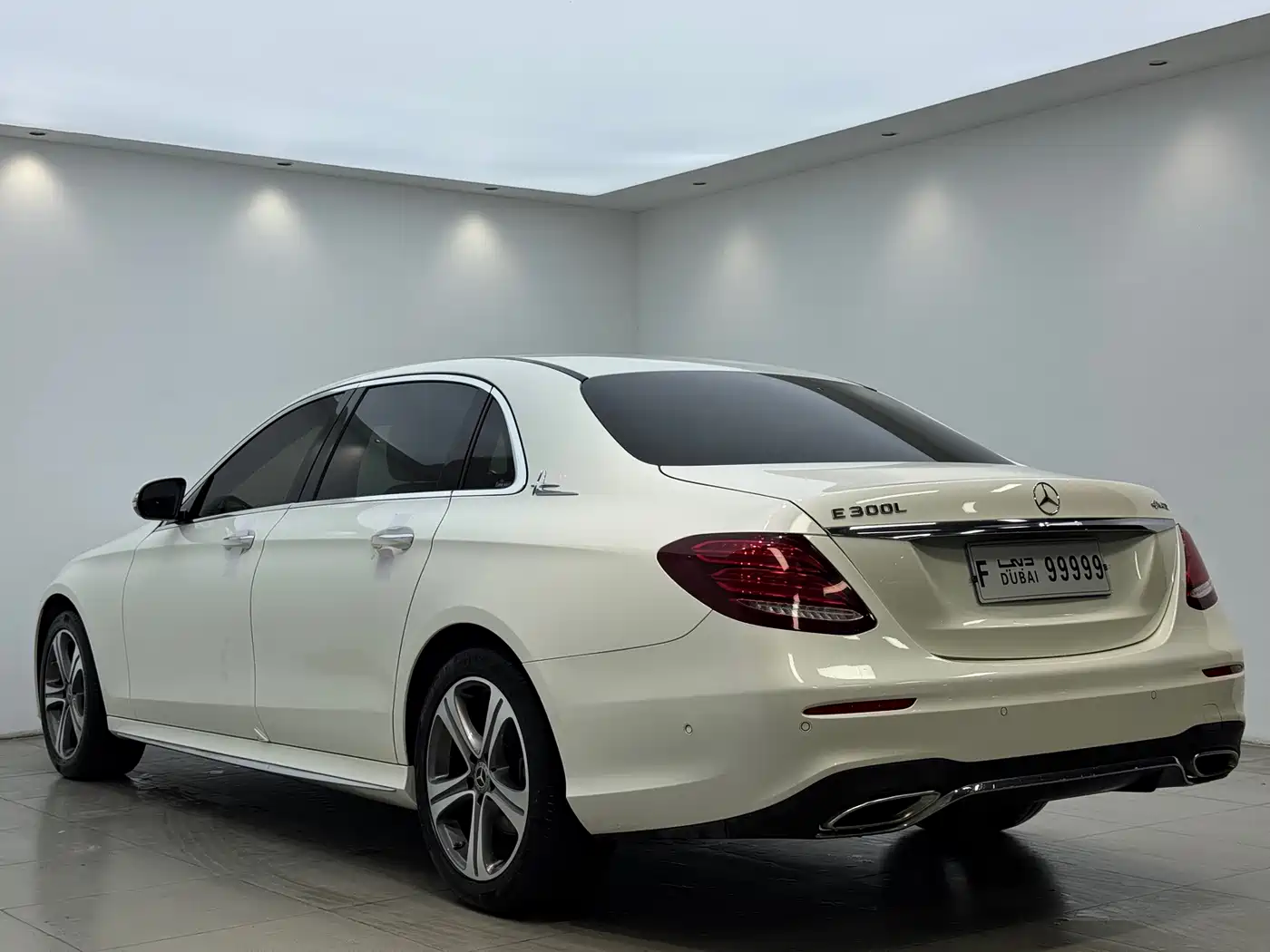 Mercedes-Benz E-Class 2019 E 260 L Sport фото 8