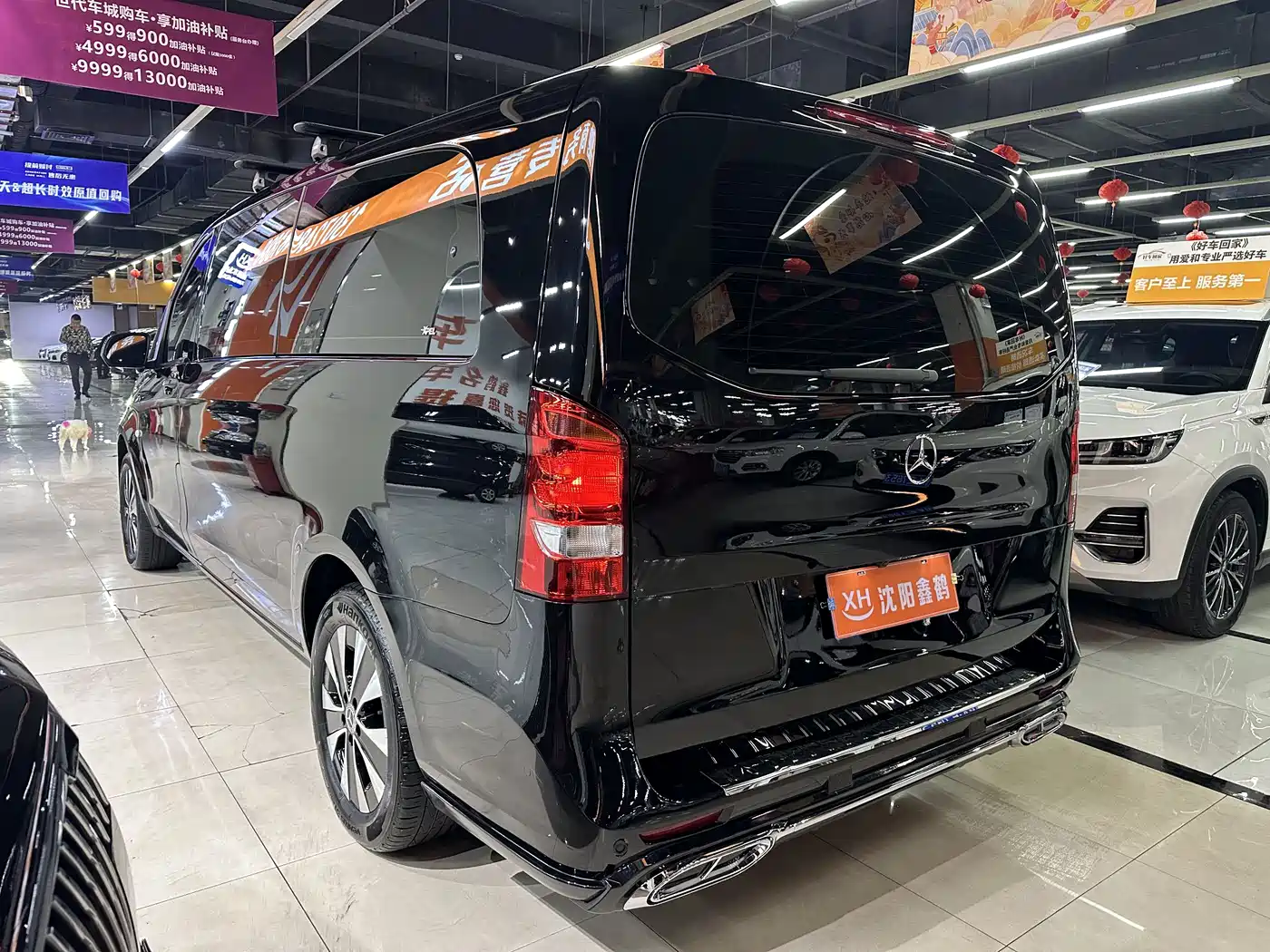 Mercedes-Benz Vito 2023 2.0T Elite 7-Seater фото 21