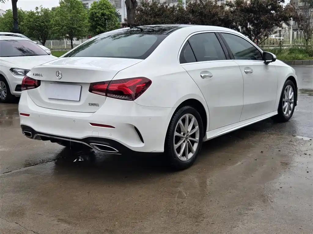 Mercedes-Benz A-Class 2020 Facelift A 200 L Sport Sedan Fashion фото 24