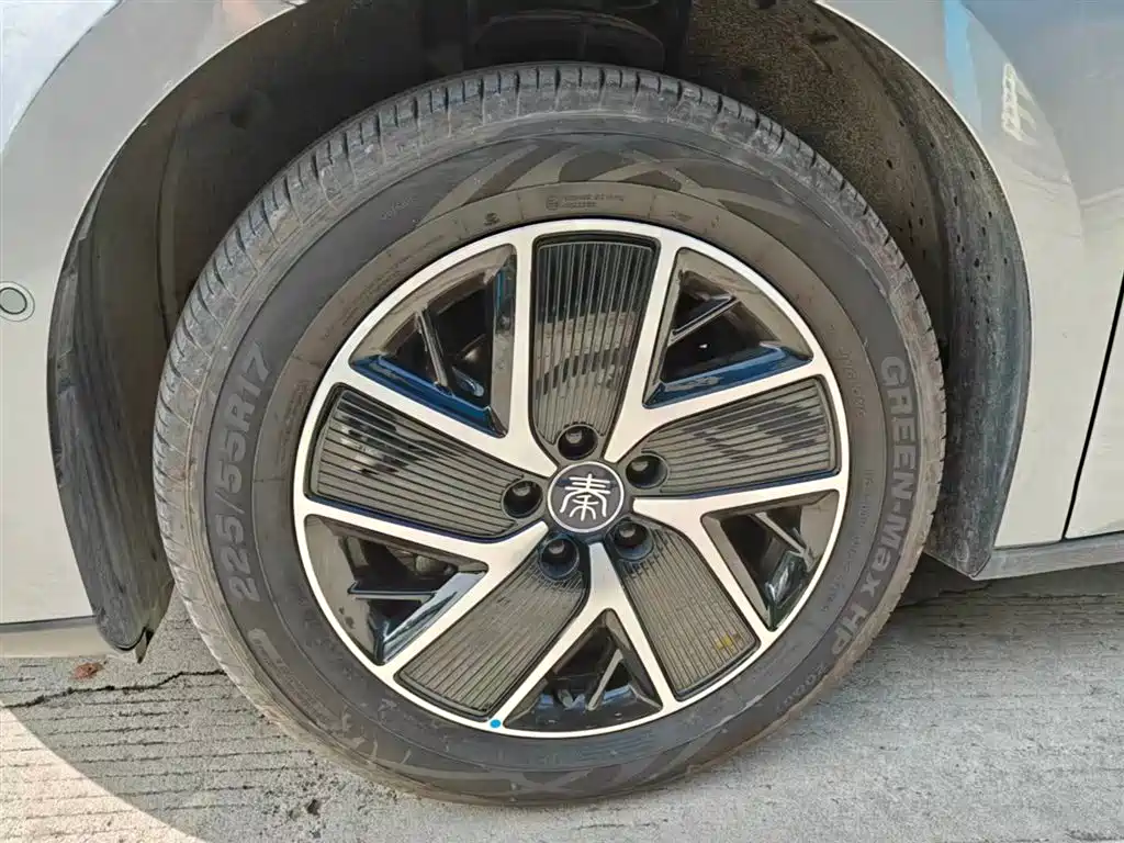 BYD Qin L 2025 DM-i Smart Drive Edition 120KM Surpassing фото 21