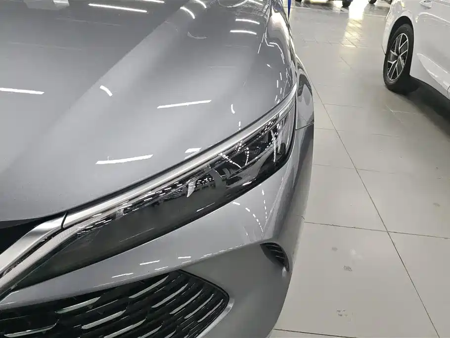 BYD Qin L 2024 DM-i 80KM Superior фото 5